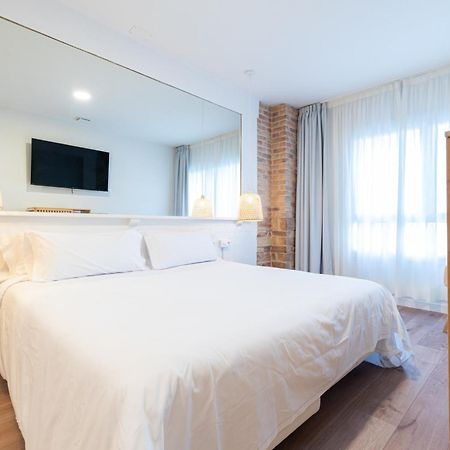 Apartamentos Turisticos Fatima, En El Centro De Vigo Exteriör bild