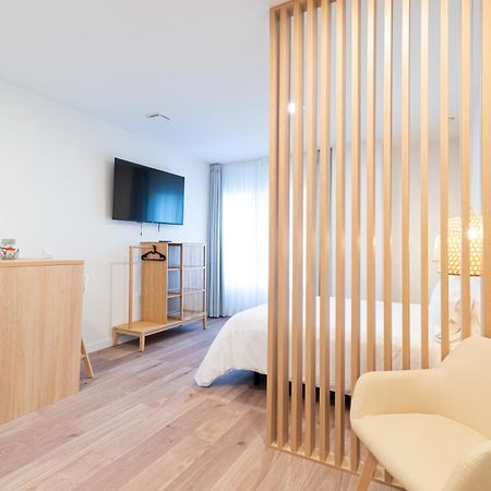 Apartamentos Turisticos Fatima, En El Centro De Vigo Exteriör bild