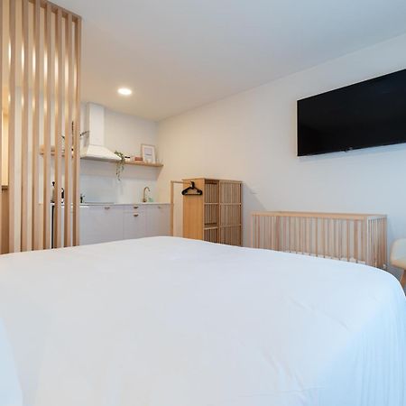 Apartamentos Turisticos Fatima, En El Centro De Vigo Exteriör bild