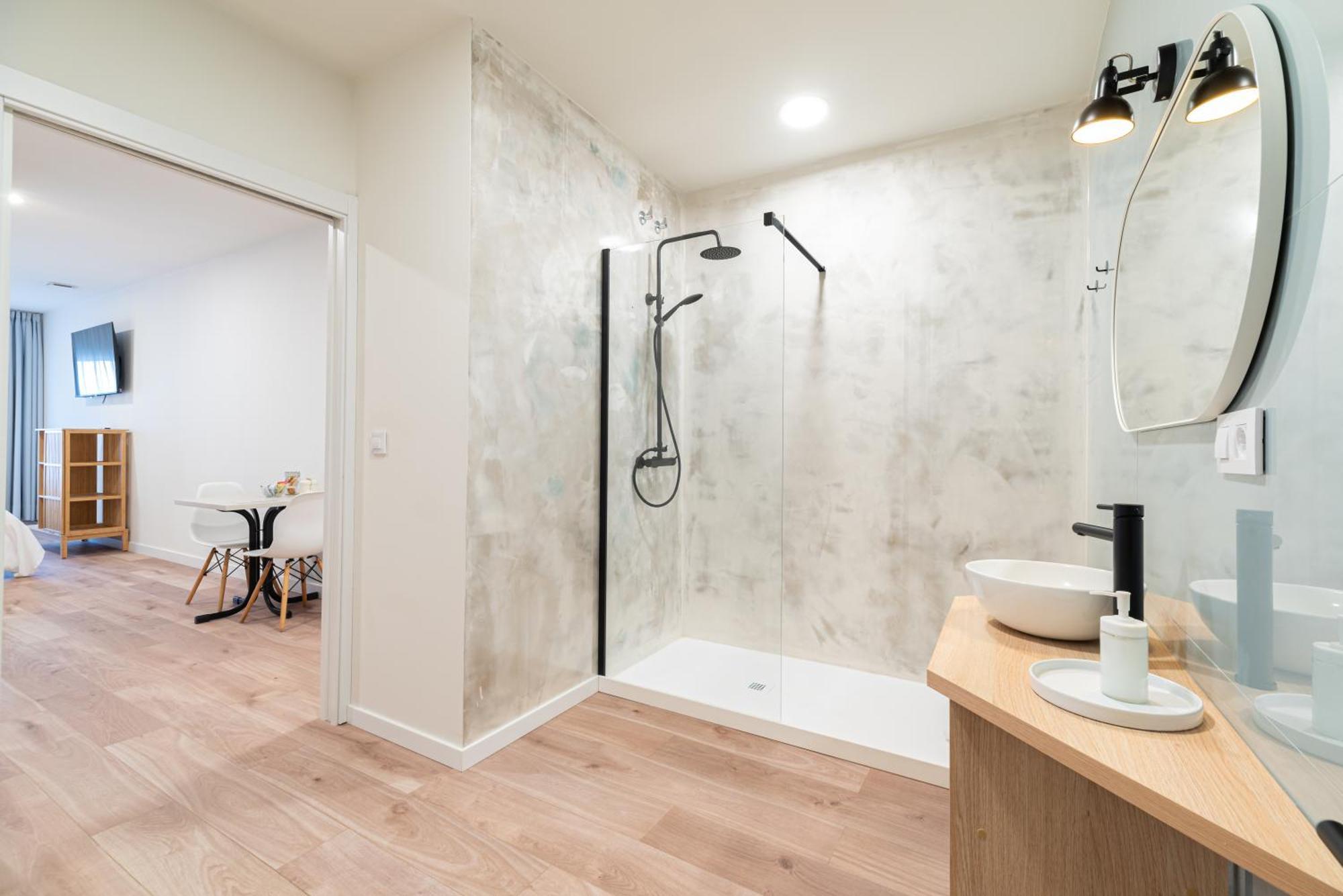 Apartamentos Turisticos Fatima, En El Centro De Vigo Exteriör bild
