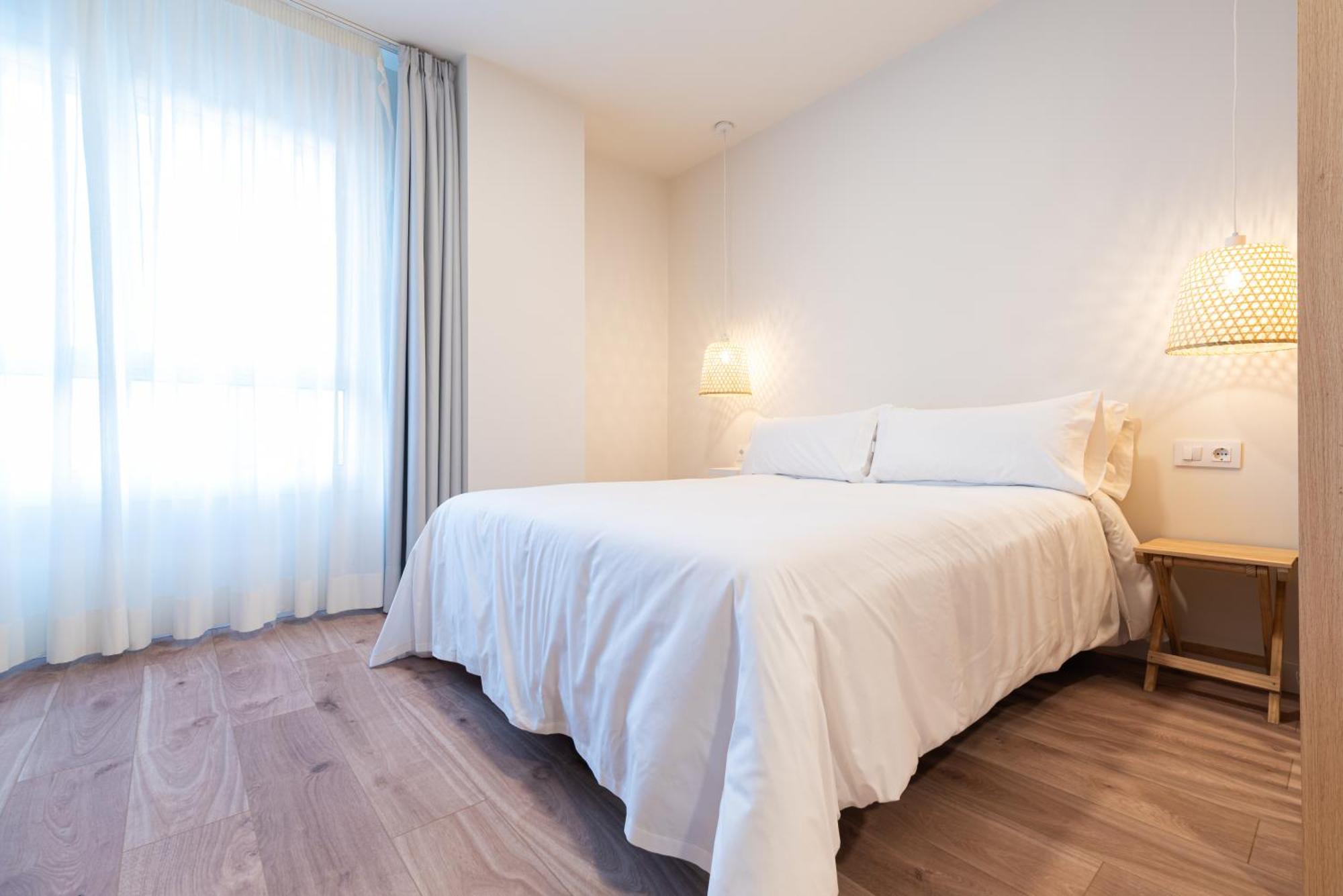 Apartamentos Turisticos Fatima, En El Centro De Vigo Exteriör bild