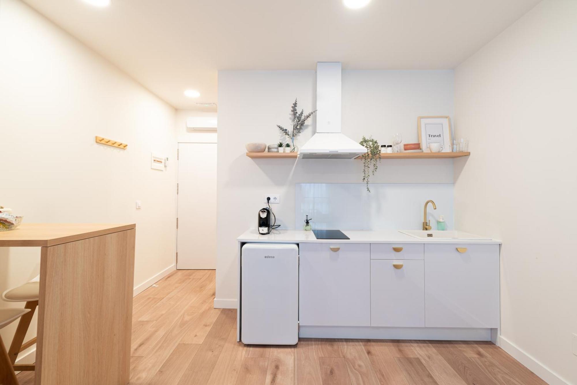 Apartamentos Turisticos Fatima, En El Centro De Vigo Exteriör bild