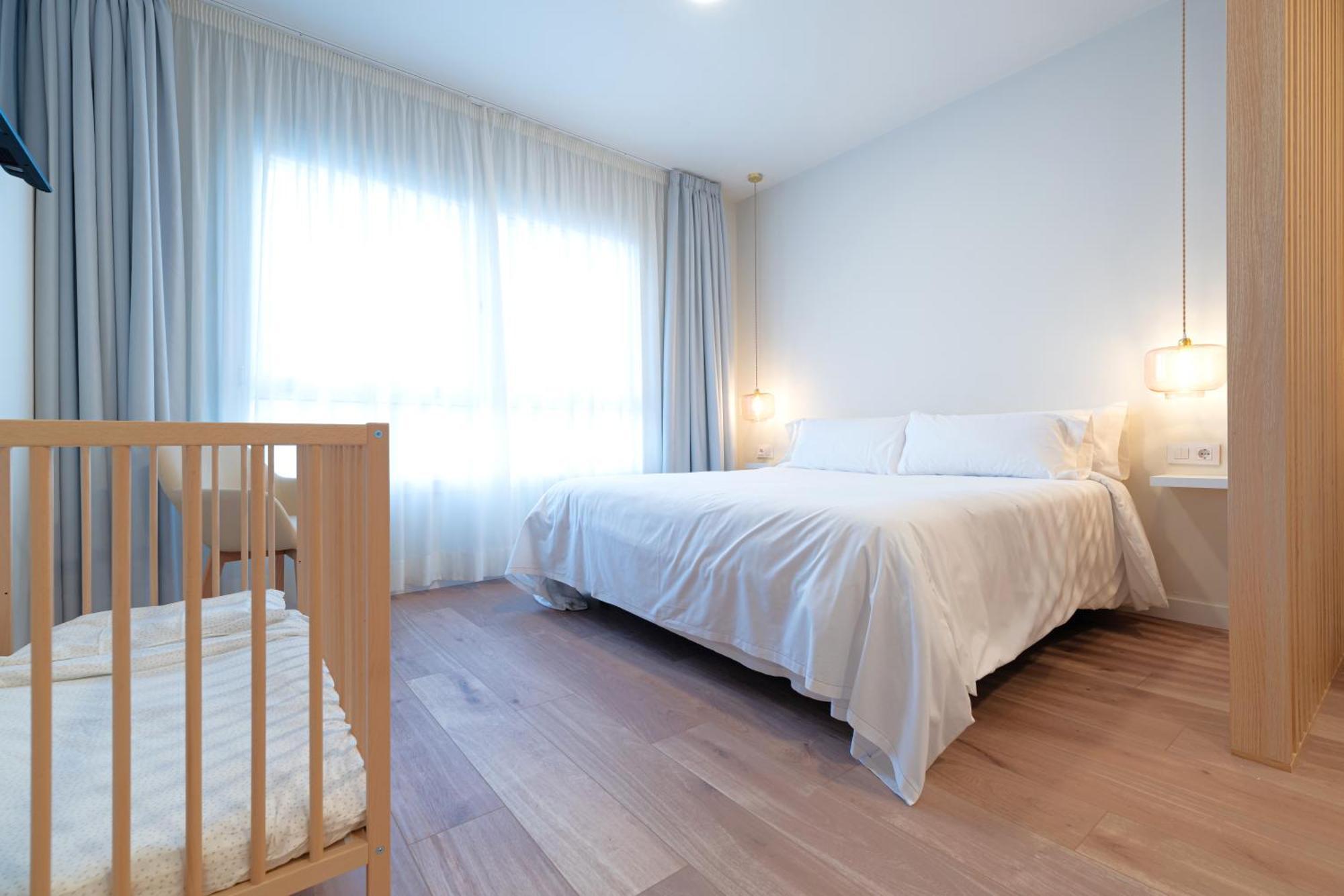 Apartamentos Turisticos Fatima, En El Centro De Vigo Exteriör bild