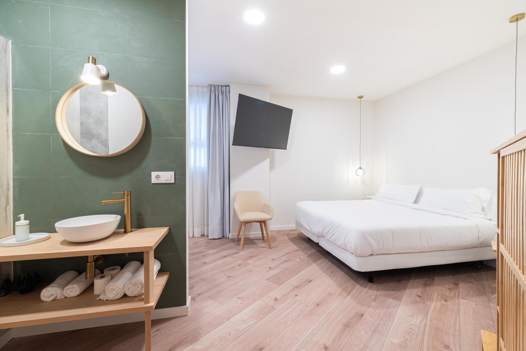 Apartamentos Turisticos Fatima, En El Centro De Vigo Exteriör bild