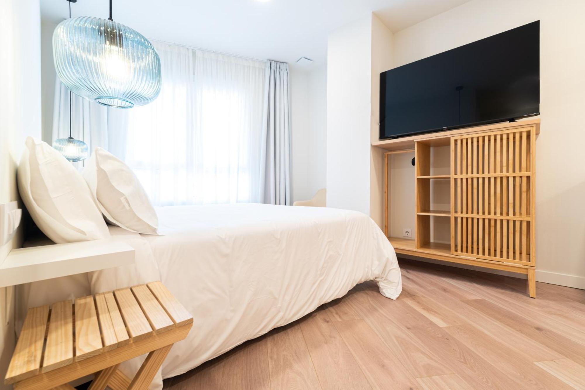 Apartamentos Turisticos Fatima, En El Centro De Vigo Exteriör bild