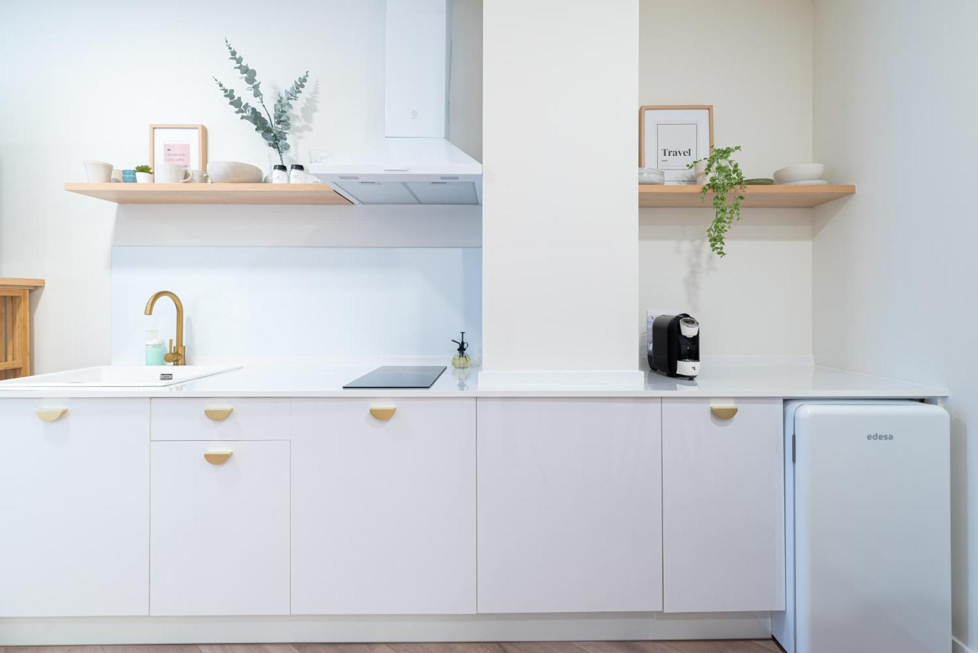 Apartamentos Turisticos Fatima, En El Centro De Vigo Exteriör bild